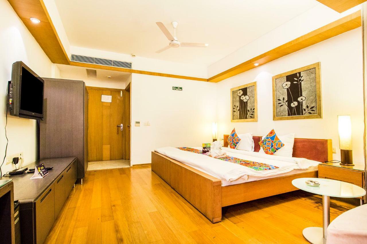 FabHotel Raj Darbar Iffco Gurgaon Exterior foto